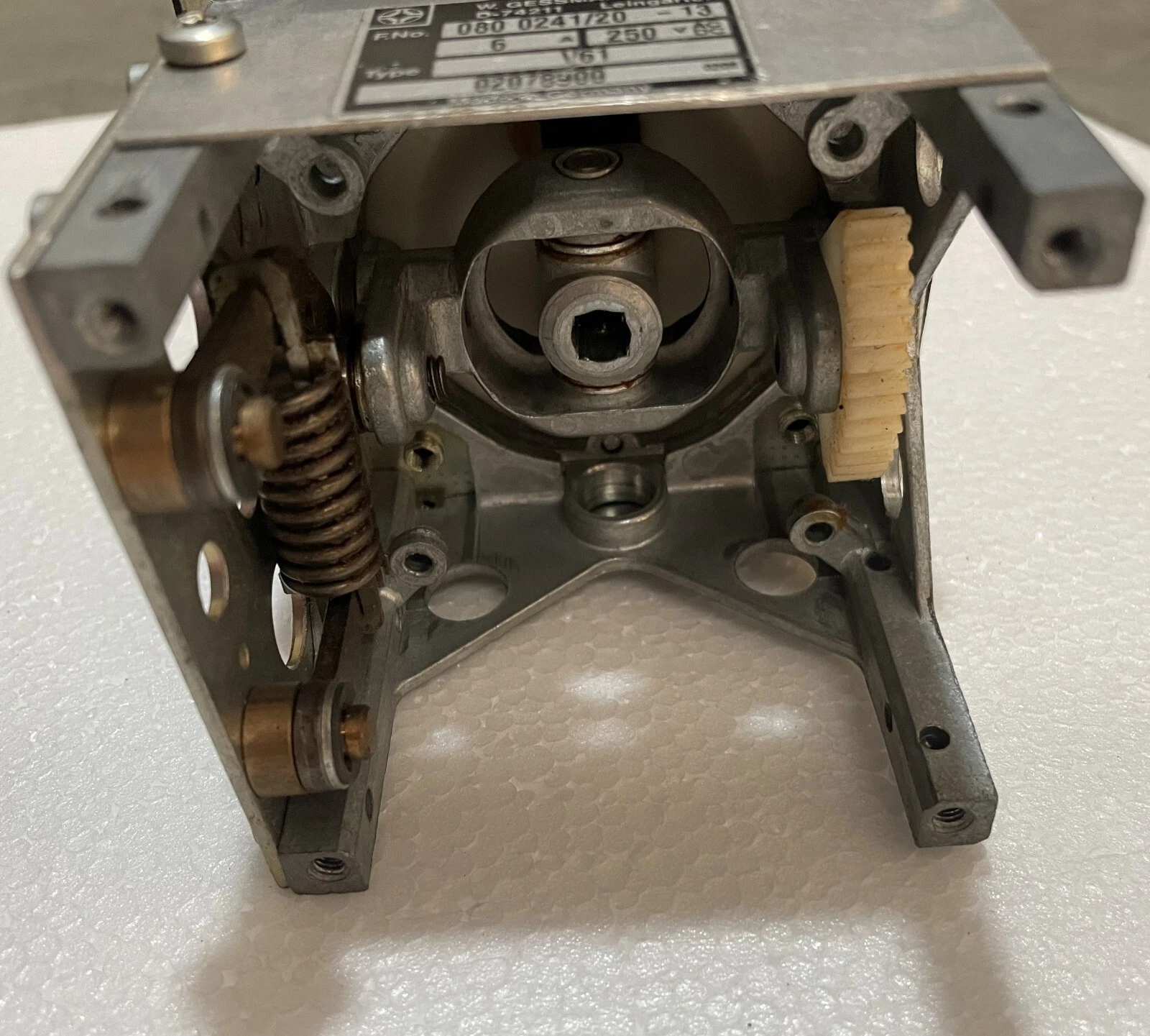 admin/uploads/uploads/w.gessmann 080 024120 deck crane joystick_2.webp